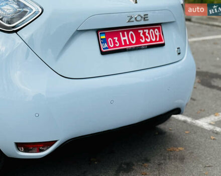 Синий Рено Зое, объемом двигателя 0 л и пробегом 63 тыс. км за 6500 $, фото 15 на Automoto.ua