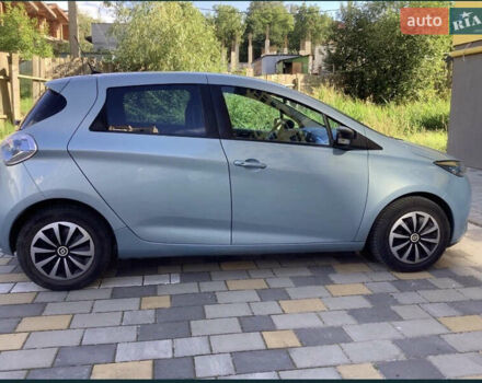 Синий Рено Зое, объемом двигателя 0 л и пробегом 83 тыс. км за 7300 $, фото 2 на Automoto.ua