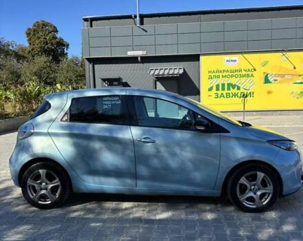 Синий Рено Зое, объемом двигателя 0 л и пробегом 87 тыс. км за 6700 $, фото 7 на Automoto.ua