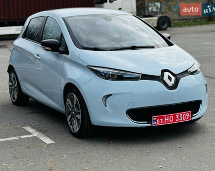Синий Рено Зое, объемом двигателя 0 л и пробегом 63 тыс. км за 6500 $, фото 4 на Automoto.ua