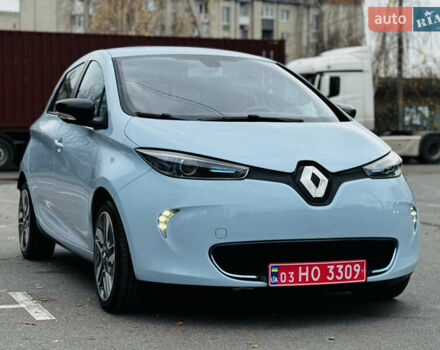 Синий Рено Зое, объемом двигателя 0 л и пробегом 63 тыс. км за 6500 $, фото 49 на Automoto.ua