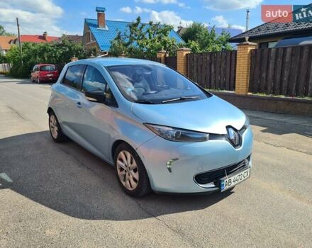 Синий Рено Зое, объемом двигателя 0 л и пробегом 135 тыс. км за 6500 $, фото 3 на Automoto.ua