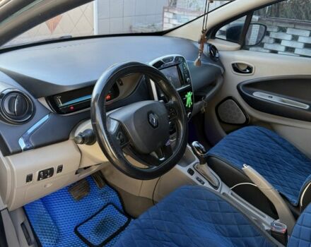 Синий Рено Зое, объемом двигателя 0 л и пробегом 180 тыс. км за 8500 $, фото 5 на Automoto.ua