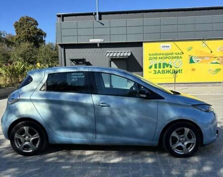 Синий Рено Зое, объемом двигателя 0 л и пробегом 87 тыс. км за 6700 $, фото 5 на Automoto.ua