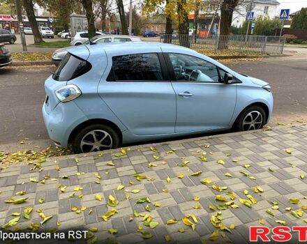 Синий Рено Зое, объемом двигателя 0 л и пробегом 200 тыс. км за 7500 $, фото 2 на Automoto.ua