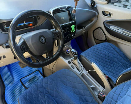Синий Рено Зое, объемом двигателя 0 л и пробегом 180 тыс. км за 8500 $, фото 7 на Automoto.ua