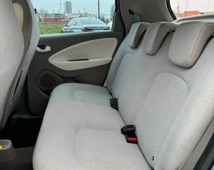 Синий Рено Зое, объемом двигателя 0 л и пробегом 118 тыс. км за 5900 $, фото 11 на Automoto.ua