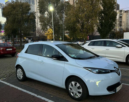 Рено Зое 2015 в Киеве на Automoto.ua Синий Рено Зое, объемом двигателя 0 л и пробегом 53 тыс. км за 6799 $, фото 3 на Automoto.ua