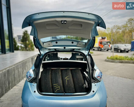 Рено Зое 2015 в Тернополе на Automoto.ua Синий Рено Зое, объемом двигателя 0 л и пробегом 98 тыс. км за 7800 $, фото 25 на Automoto.ua