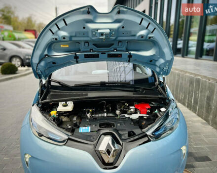Рено Зое 2015 в Тернополе на Automoto.ua Синий Рено Зое, объемом двигателя 0 л и пробегом 98 тыс. км за 7800 $, фото 16 на Automoto.ua