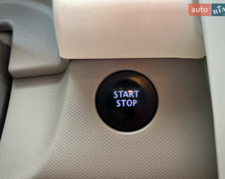 Рено Зое 2015 в Тернополе на Automoto.ua Синий Рено Зое, объемом двигателя 0 л и пробегом 98 тыс. км за 7800 $, фото 42 на Automoto.ua