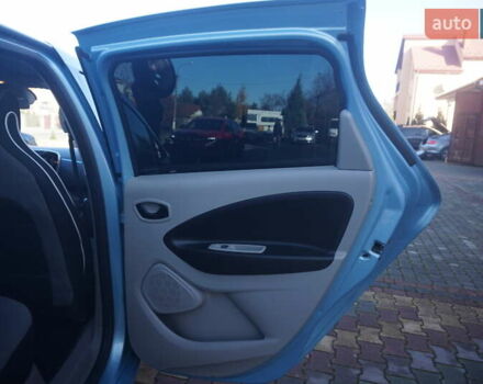 Синій Рено Зое, об'ємом двигуна 0 л та пробігом 115 тис. км за 7000 $, фото 42 на Automoto.ua