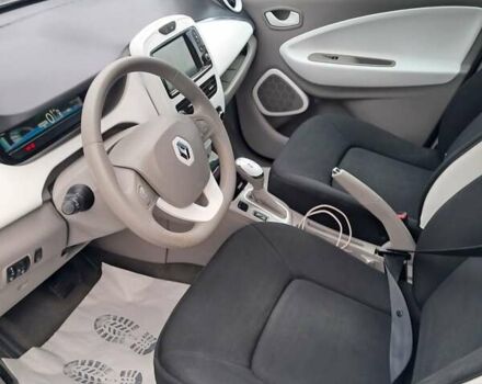 Синий Рено Зое, объемом двигателя 0 л и пробегом 72 тыс. км за 7000 $, фото 12 на Automoto.ua