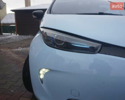 Синий Рено Зое, объемом двигателя 0 л и пробегом 149 тыс. км за 6888 $, фото 23 на Automoto.ua