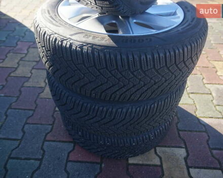 Синій Рено Зое, об'ємом двигуна 0 л та пробігом 115 тис. км за 7000 $, фото 68 на Automoto.ua