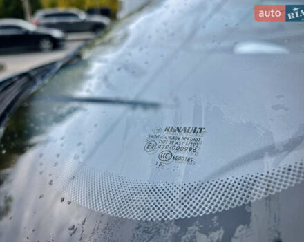 Рено Зое 2015 в Тернополе на Automoto.ua Синий Рено Зое, объемом двигателя 0 л и пробегом 98 тыс. км за 7800 $, фото 11 на Automoto.ua