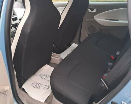 Синий Рено Зое, объемом двигателя 0 л и пробегом 72 тыс. км за 7000 $, фото 14 на Automoto.ua