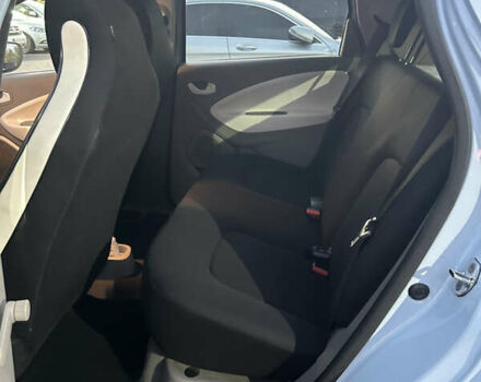 Рено Зое 2015 в Киеве на Automoto.ua Синий Рено Зое, объемом двигателя 0 л и пробегом 53 тыс. км за 6799 $, фото 11 на Automoto.ua