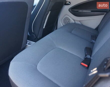 Синій Рено Зое, об'ємом двигуна 0 л та пробігом 115 тис. км за 7000 $, фото 46 на Automoto.ua