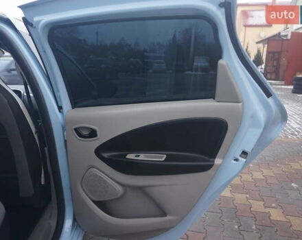 Синий Рено Зое, объемом двигателя 0 л и пробегом 149 тыс. км за 6888 $, фото 42 на Automoto.ua