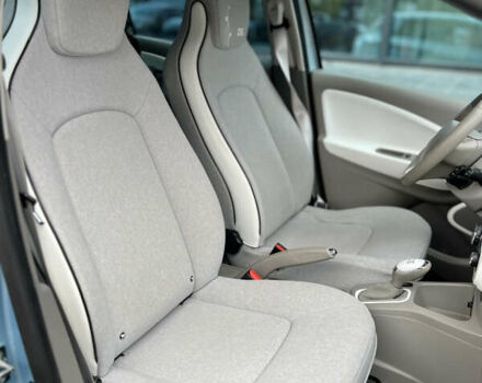 Рено Зое 2015 в Тернополе на Automoto.ua Синий Рено Зое, объемом двигателя 0 л и пробегом 98 тыс. км за 7800 $, фото 31 на Automoto.ua