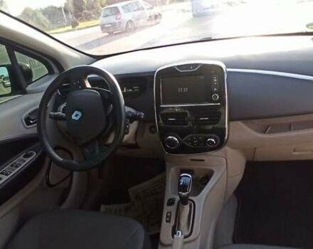 Синий Рено Зое, объемом двигателя 0 л и пробегом 44 тыс. км за 6750 $, фото 19 на Automoto.ua
