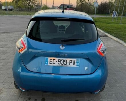Синий Рено Зое, объемом двигателя 0 л и пробегом 90 тыс. км за 7500 $, фото 1 на Automoto.ua