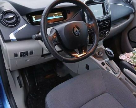 Рено Зое 2016 в Черкассах на Automoto.ua Синий Рено Зое, объемом двигателя 0 л и пробегом 84 тыс. км за 7800 $, фото 7 на Automoto.ua