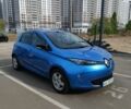 Синий Рено Зое, объемом двигателя 0 л и пробегом 77 тыс. км за 7000 $, фото 1 на Automoto.ua