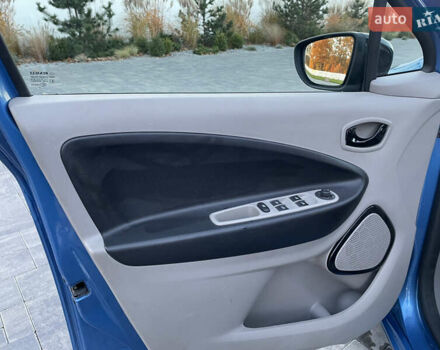 Рено Зое 2016 у Луцьку на Automoto.ua Синій Рено Зое, об'ємом двигуна 0 л та пробігом 71 тис. км за 7300 $, фото 23 на Automoto.ua