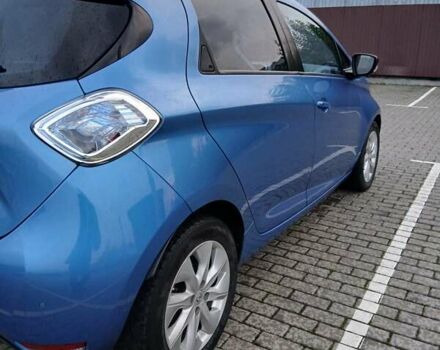 Синий Рено Зое, объемом двигателя 0 л и пробегом 84 тыс. км за 7800 $, фото 1 на Automoto.ua