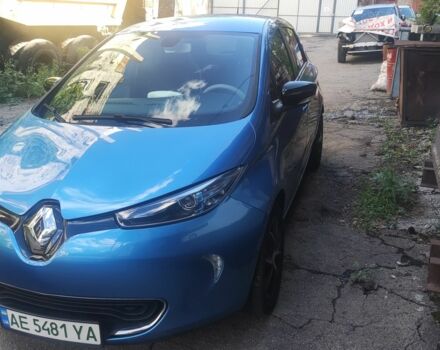 Синий Рено Зое, объемом двигателя 0 л и пробегом 77 тыс. км за 7999 $, фото 1 на Automoto.ua