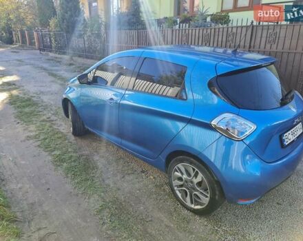 Синий Рено Зое, объемом двигателя 0 л и пробегом 130 тыс. км за 8900 $, фото 4 на Automoto.ua