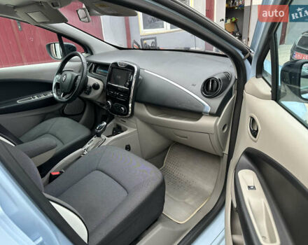 Синий Рено Зое, объемом двигателя 0 л и пробегом 181 тыс. км за 6600 $, фото 14 на Automoto.ua