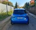 Синий Рено Зое, объемом двигателя 0 л и пробегом 130 тыс. км за 8900 $, фото 1 на Automoto.ua