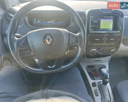 Синий Рено Зое, объемом двигателя 0 л и пробегом 181 тыс. км за 6600 $, фото 16 на Automoto.ua