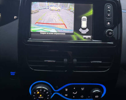 Синий Рено Зое, объемом двигателя 0 л и пробегом 61 тыс. км за 11400 $, фото 11 на Automoto.ua