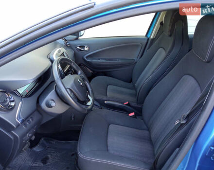 Синий Рено Зое, объемом двигателя 0 л и пробегом 136 тыс. км за 8400 $, фото 21 на Automoto.ua