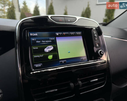 Синий Рено Зое, объемом двигателя 0 л и пробегом 104 тыс. км за 9750 $, фото 49 на Automoto.ua