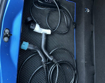 Синій Рено Зое, об'ємом двигуна 0 л та пробігом 150 тис. км за 8970 $, фото 29 на Automoto.ua