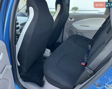 Синий Рено Зое, объемом двигателя 0 л и пробегом 130 тыс. км за 8450 $, фото 13 на Automoto.ua
