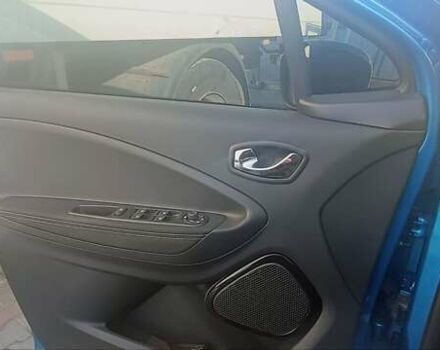 Синий Рено Зое, объемом двигателя 0 л и пробегом 112 тыс. км за 10300 $, фото 10 на Automoto.ua