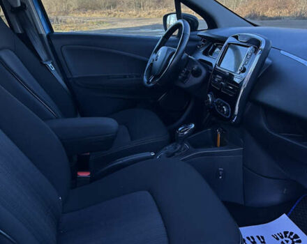 Синій Рено Зое, об'ємом двигуна 0 л та пробігом 150 тис. км за 8970 $, фото 22 на Automoto.ua