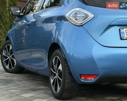 Синий Рено Зое, объемом двигателя 0 л и пробегом 104 тыс. км за 9750 $, фото 23 на Automoto.ua