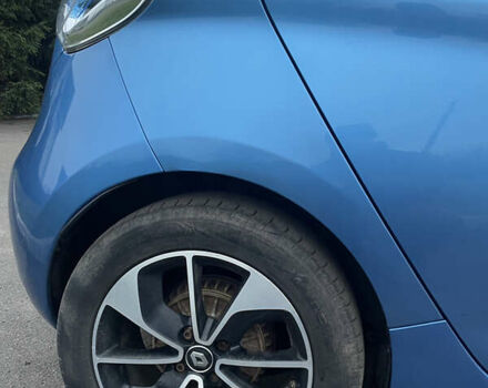 Синий Рено Зое, объемом двигателя 0 л и пробегом 101 тыс. км за 9300 $, фото 14 на Automoto.ua