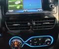 Синий Рено Зое, объемом двигателя 0 л и пробегом 95 тыс. км за 9200 $, фото 8 на Automoto.ua