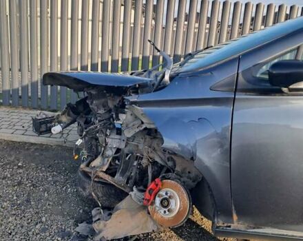 Синий Рено Зое, объемом двигателя 0 л и пробегом 95 тыс. км за 4100 $, фото 4 на Automoto.ua