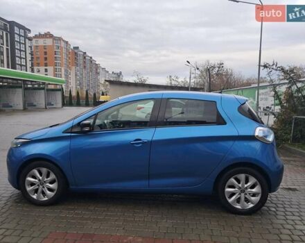 Синий Рено Зое, объемом двигателя 0 л и пробегом 141 тыс. км за 8999 $, фото 2 на Automoto.ua