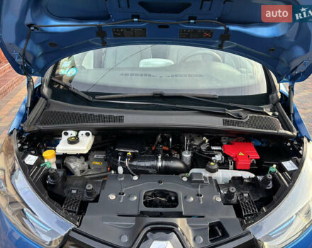 Синий Рено Зое, объемом двигателя 0 л и пробегом 166 тыс. км за 8999 $, фото 20 на Automoto.ua