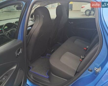 Синий Рено Зое, объемом двигателя 0 л и пробегом 141 тыс. км за 8999 $, фото 9 на Automoto.ua